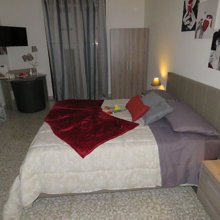 B & B Leti Battipaglia Luaran gambar