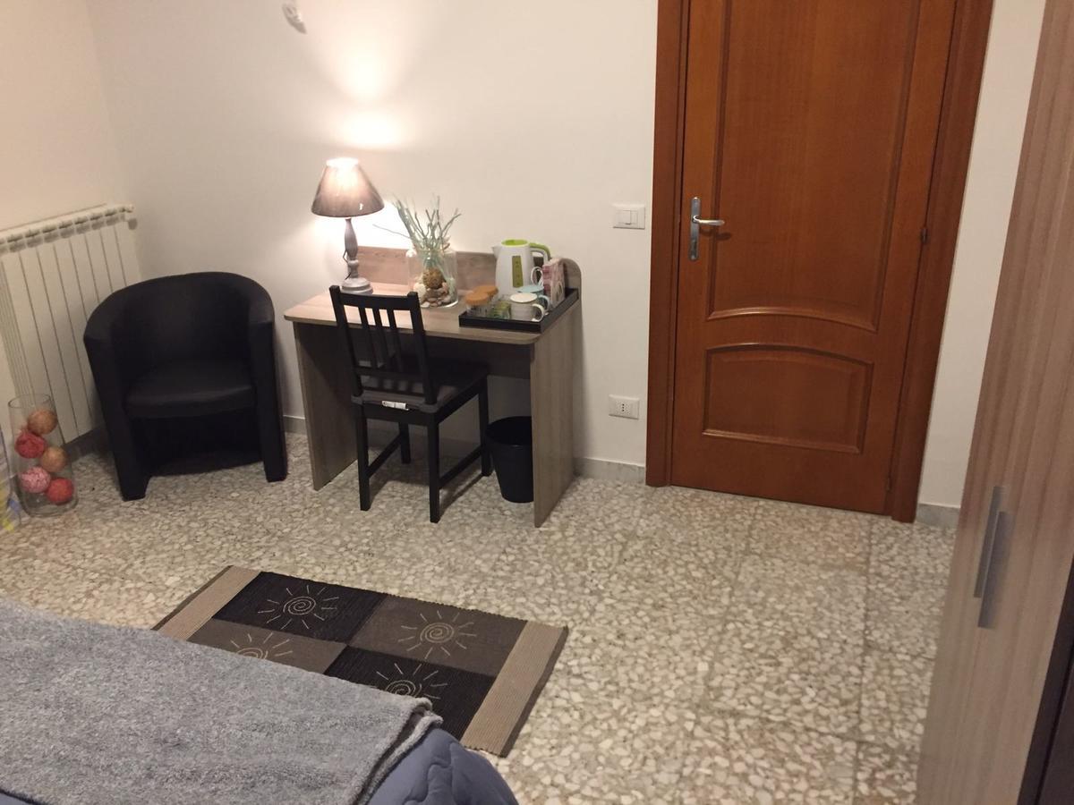 B & B Leti Battipaglia Luaran gambar