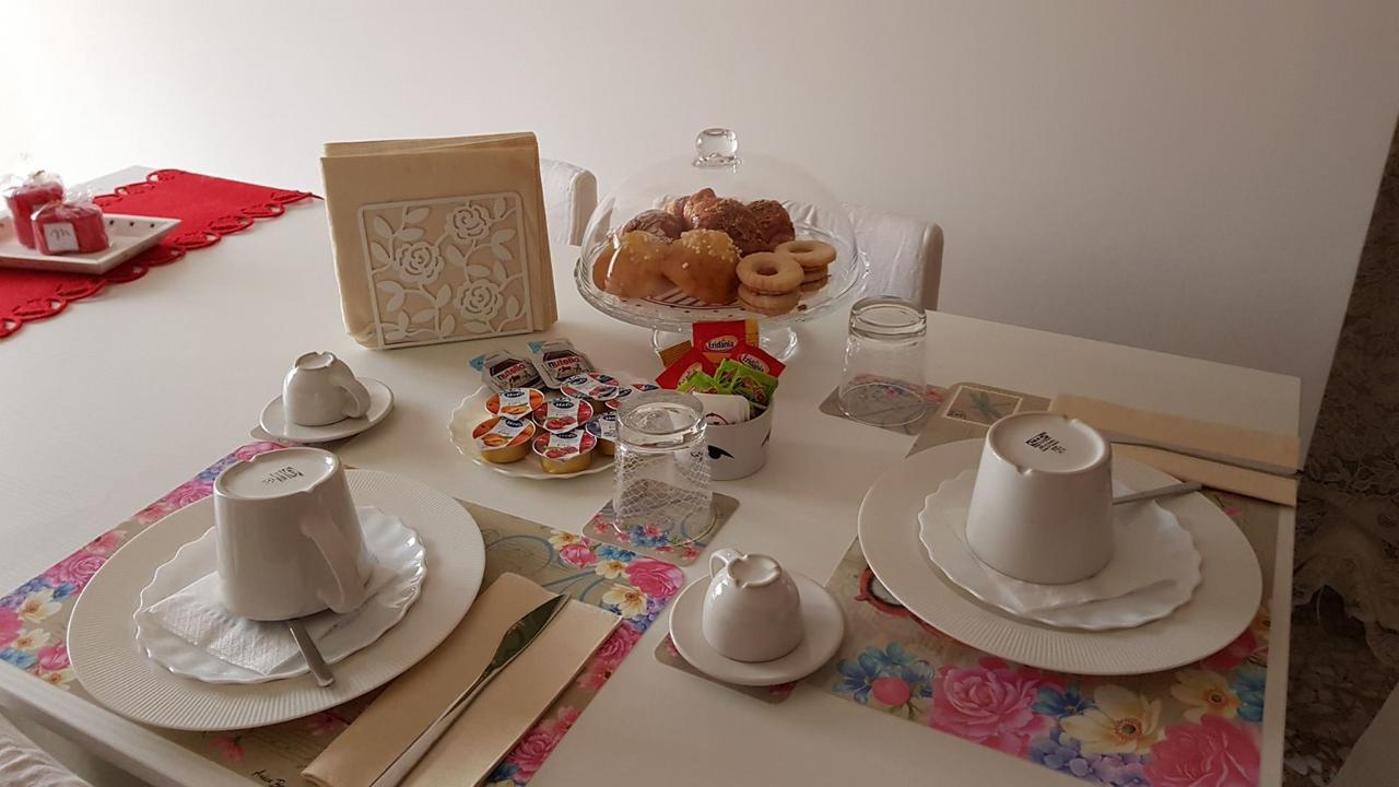 B & B Leti Battipaglia Luaran gambar