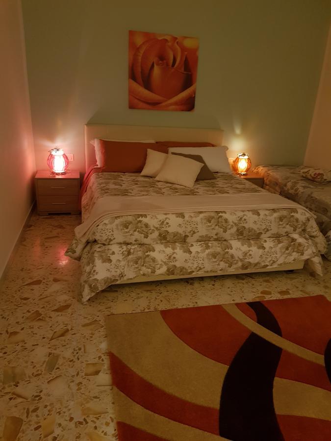 B & B Leti Battipaglia Luaran gambar