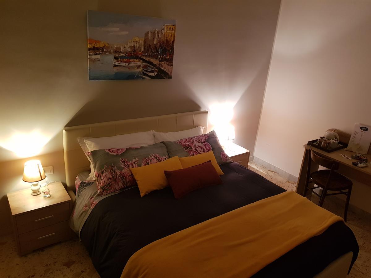 B & B Leti Battipaglia Luaran gambar
