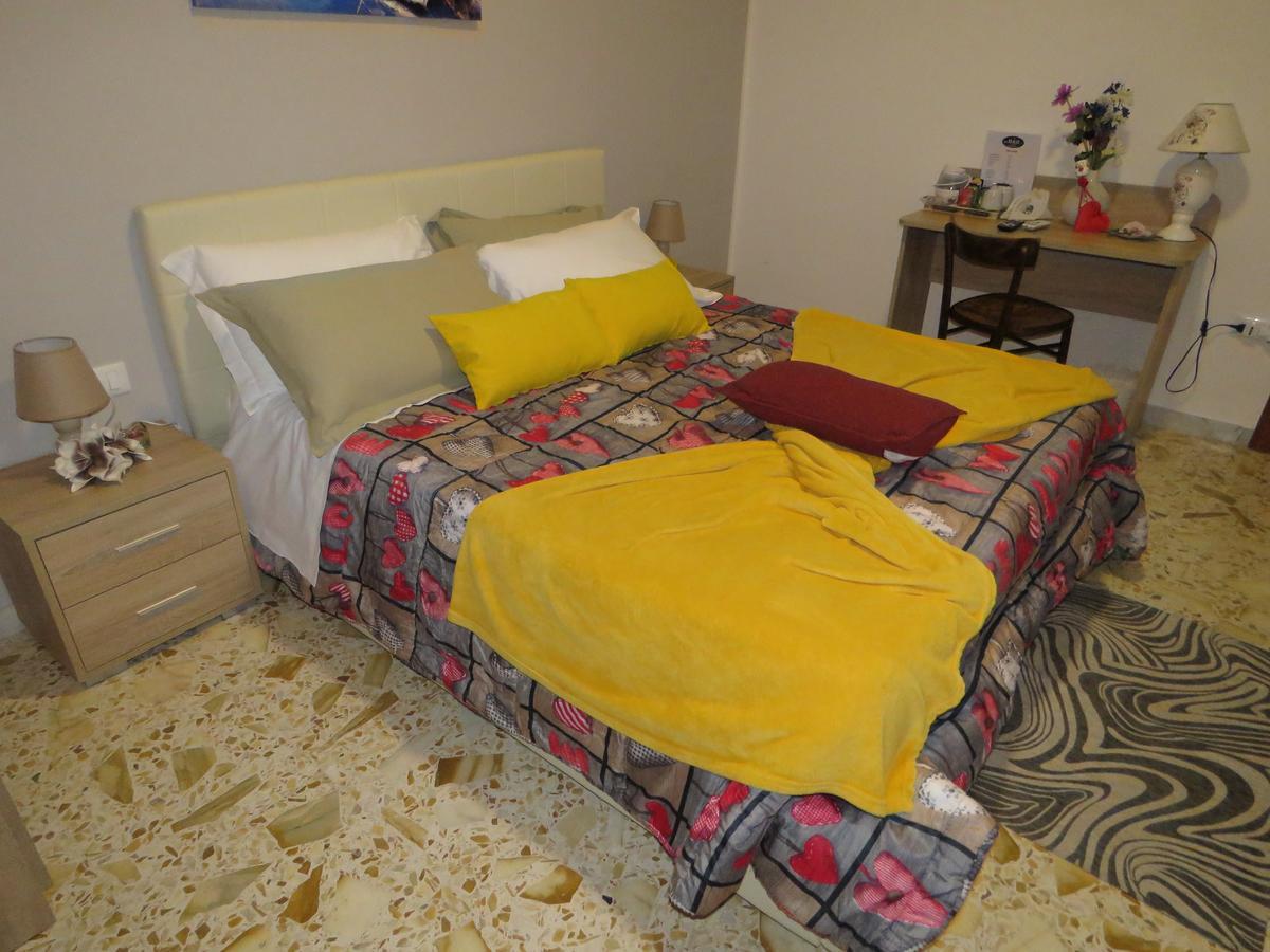 B & B Leti Battipaglia Luaran gambar