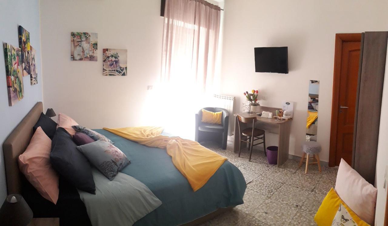 B & B Leti Battipaglia Luaran gambar